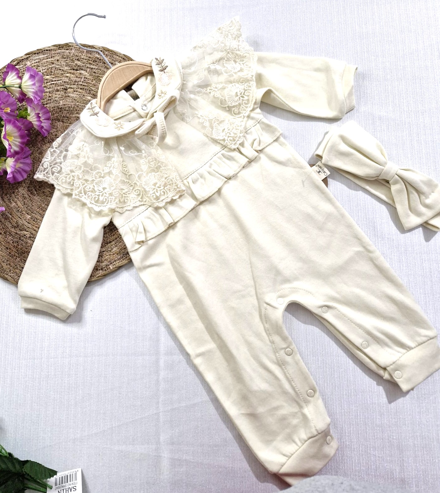 Dantelli Yakalı Krem Tulum Seti (Bandanalı)